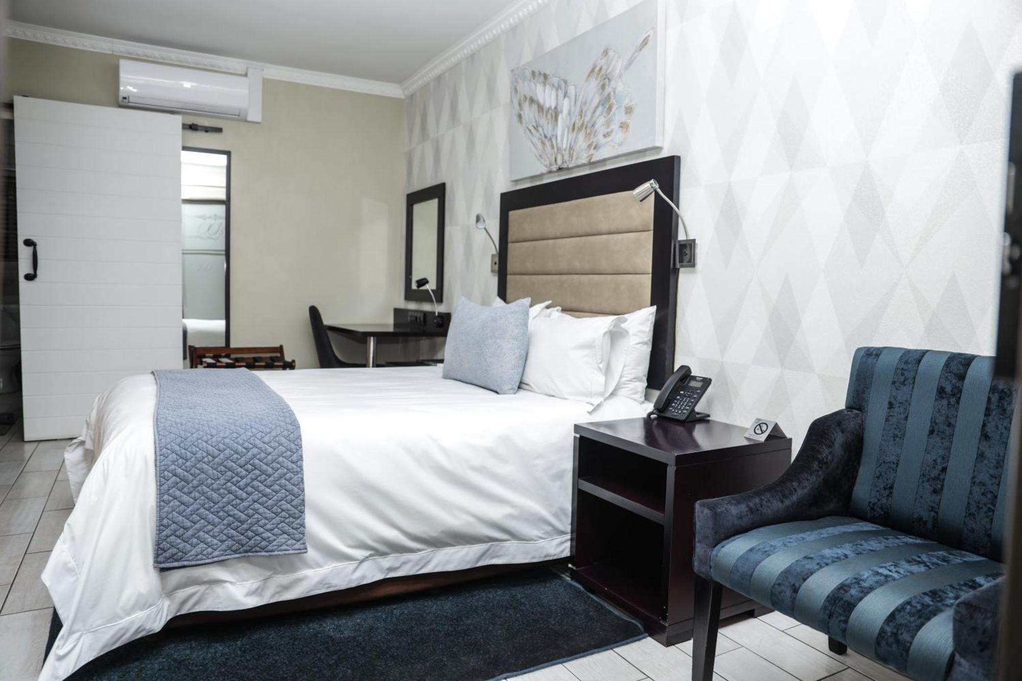 Q'S Boutique Stay Standerton Eksteriør billede